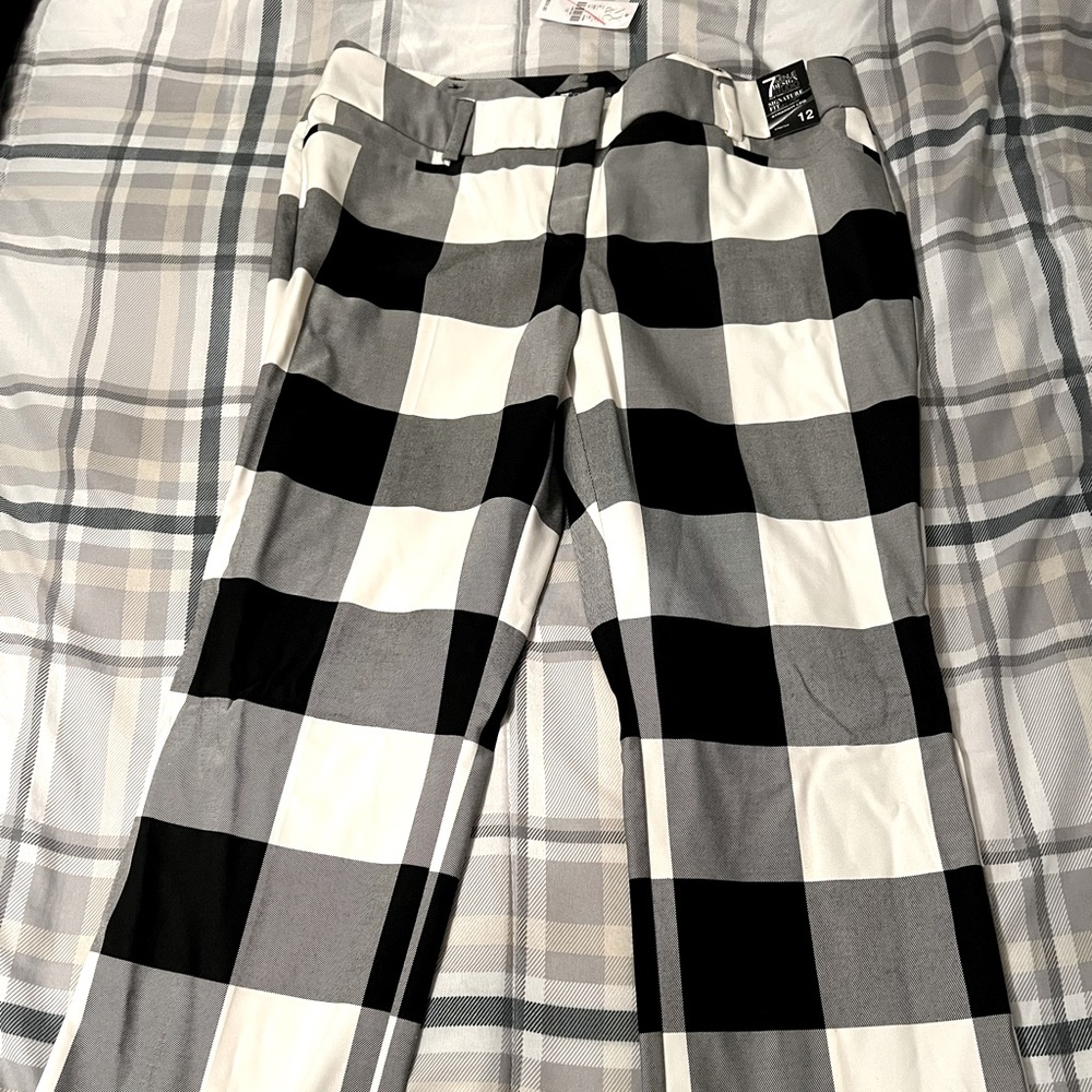 Pants - Picture 2 of 2